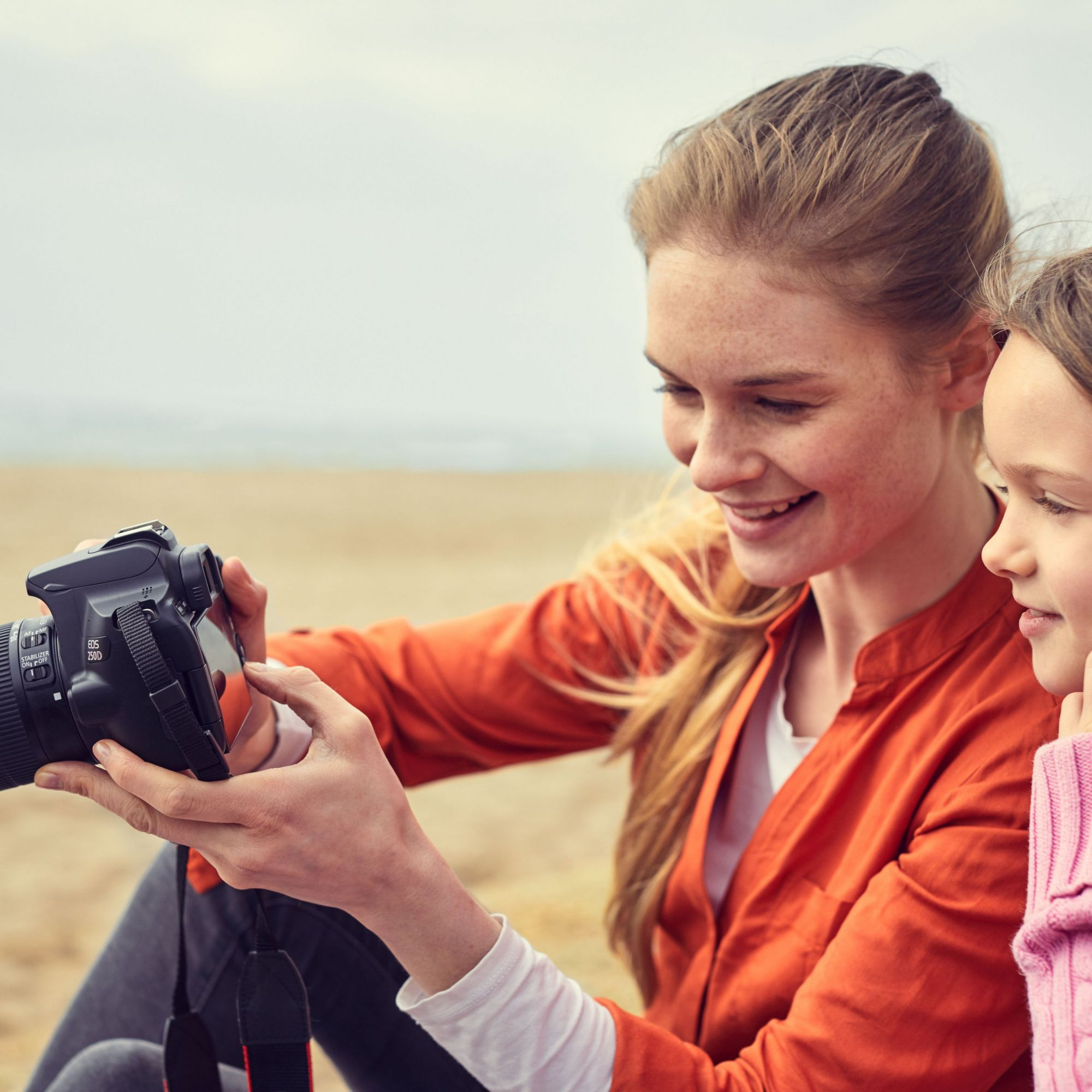 Canon EOS 250D+EF-S 18-55mm SLR camerakit 24,1 MP CMOS 6000 x 4000 Pixels Zwart - Afbeelding 14