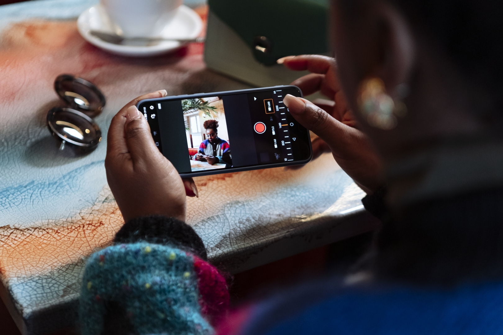 Canon EOS R50, Black + RF-S 18-45mm F4.5-6.3 IS STM Kit MILC 24,2 MP CMOS 6000 x 4000 Pixels Zwart - Afbeelding 13